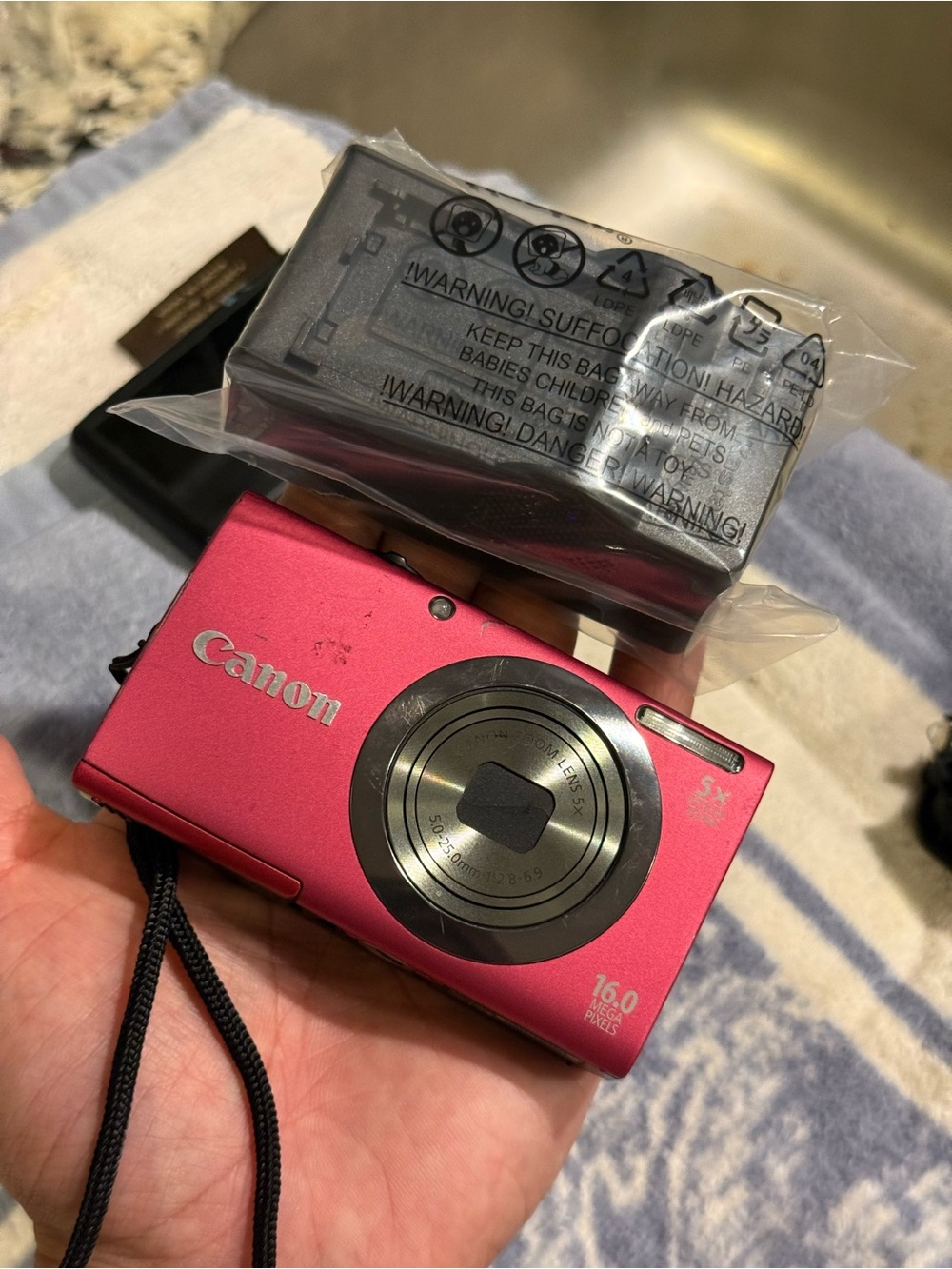 Canon PowerShot a2300 camera digital camera for vlog travel purse small cam wifi